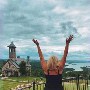 Meet your Posher, Dawn